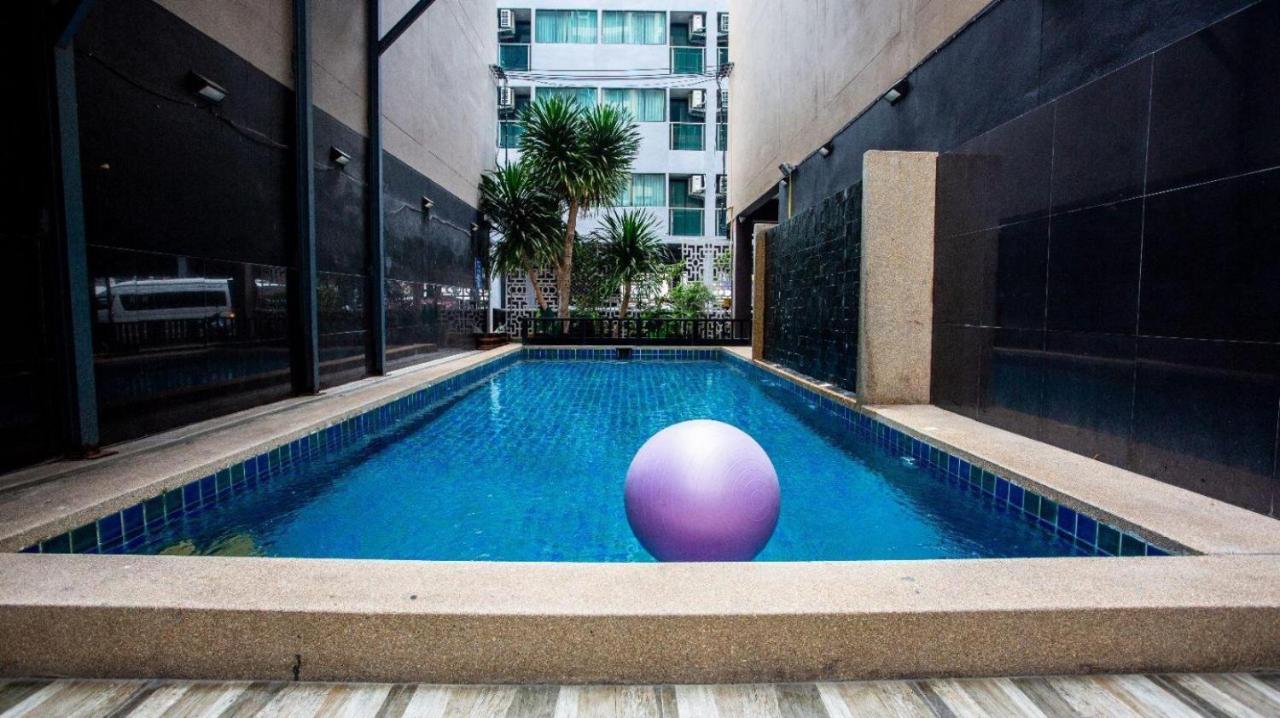 Grande Classic By Goad Avadhess Hospitality 1 Km Walking Street Pattaya Beach Esterno foto
