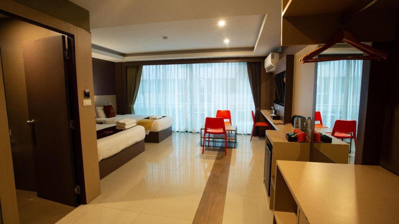 Grande Classic By Goad Avadhess Hospitality 1 Km Walking Street Pattaya Beach Esterno foto
