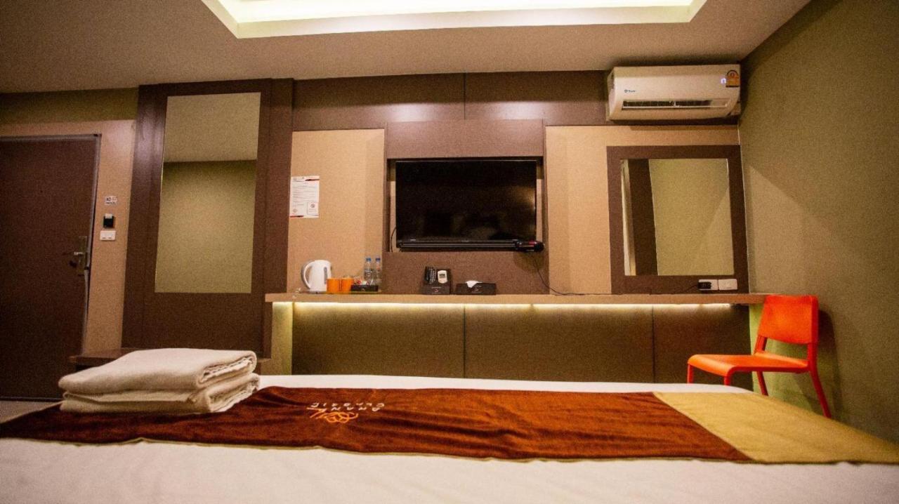 Grande Classic By Goad Avadhess Hospitality 1 Km Walking Street Pattaya Beach Esterno foto