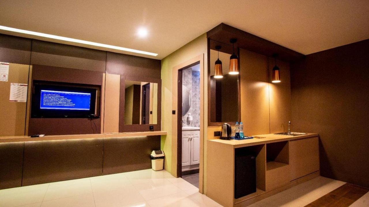 Grande Classic By Goad Avadhess Hospitality 1 Km Walking Street Pattaya Beach Esterno foto